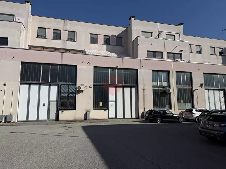 Immagine 2 di Capannone industriale in vendita  in Via Achille Grandi 3 a Cassano D'adda
