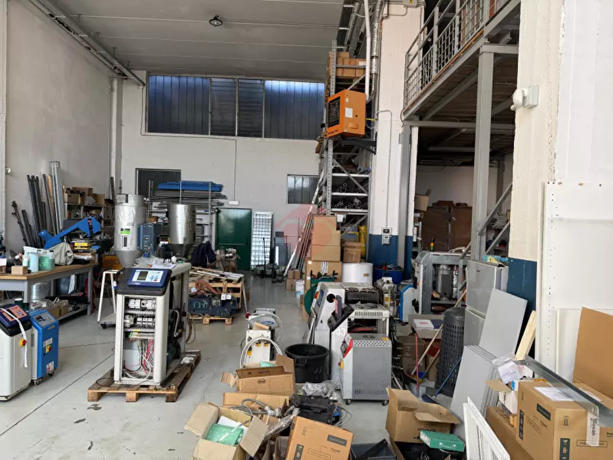 Immagine 11 di Capannone industriale in vendita  in Via Achille Grandi 3 a Cassano D'adda
