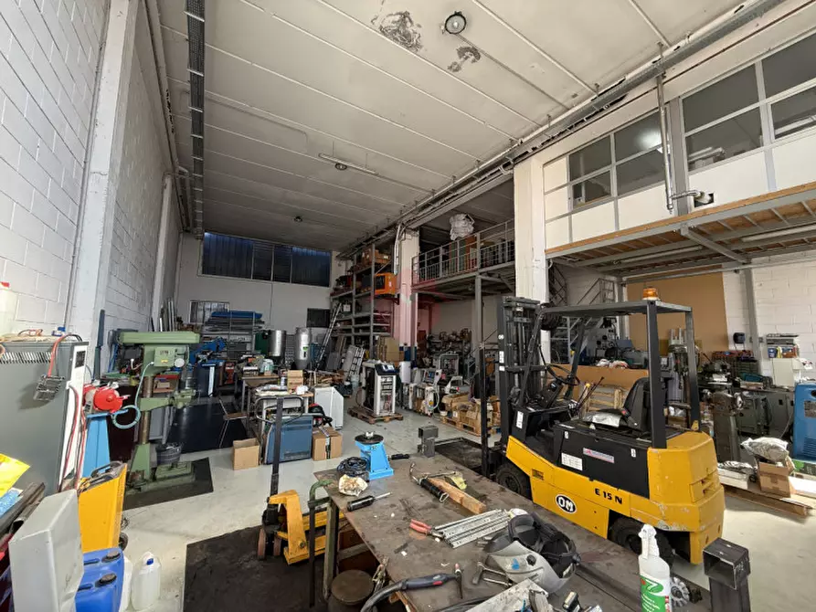 Immagine 12 di Capannone industriale in vendita  in Via Achille Grandi 3 a Cassano D'adda