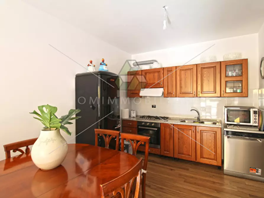 Immagine 3 di Appartamento in vendita  in Via Servigliano a Roma