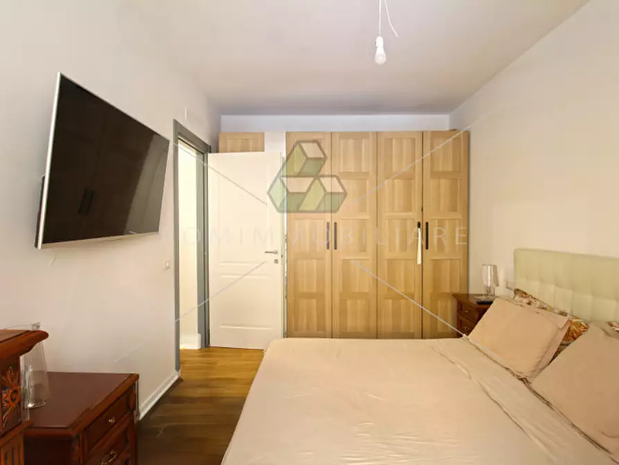 Immagine 6 di Appartamento in vendita  in Via Servigliano a Roma