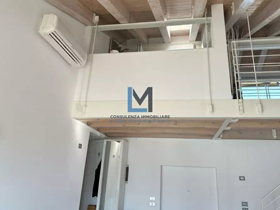 Immagine 7 di Appartamento in vendita  a Montebelluna