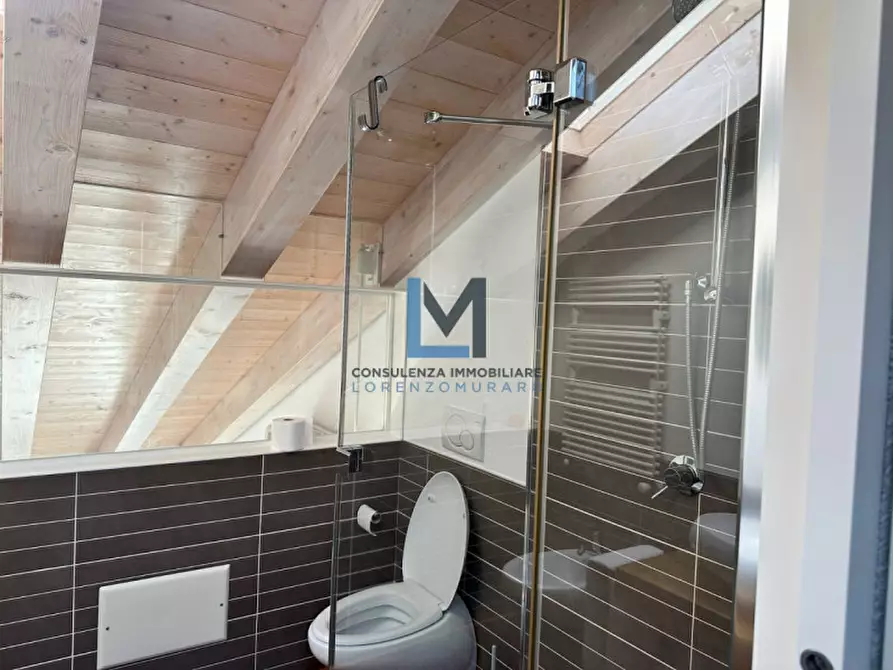 Immagine 14 di Appartamento in vendita  a Montebelluna