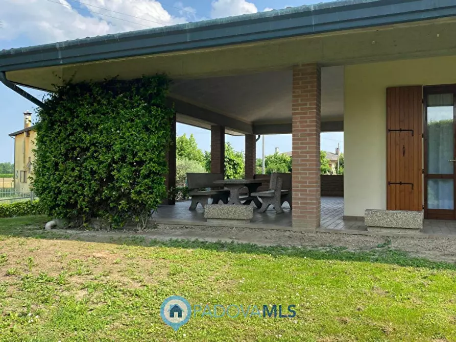 Immagine 9 di Villa in vendita  in Via Pontemanco a Due Carrare