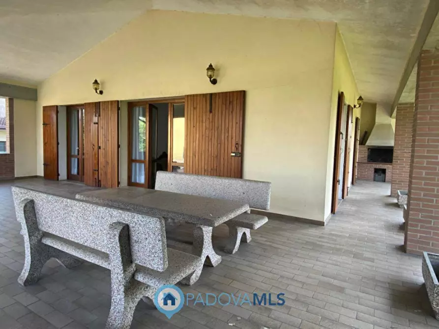 Immagine 11 di Villa in vendita  in Via Pontemanco a Due Carrare