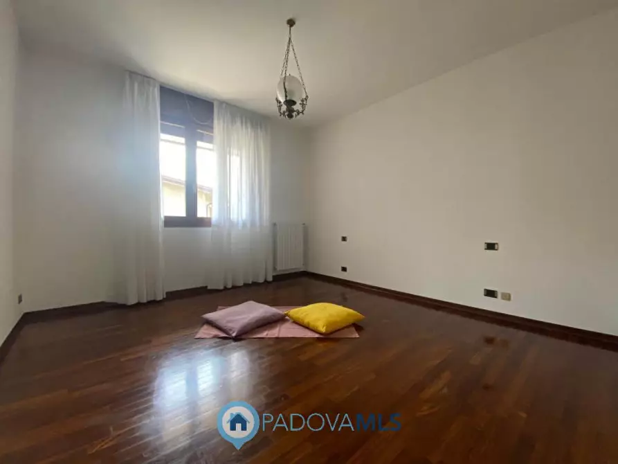 Immagine 28 di Villa in vendita  in Via Pontemanco a Due Carrare