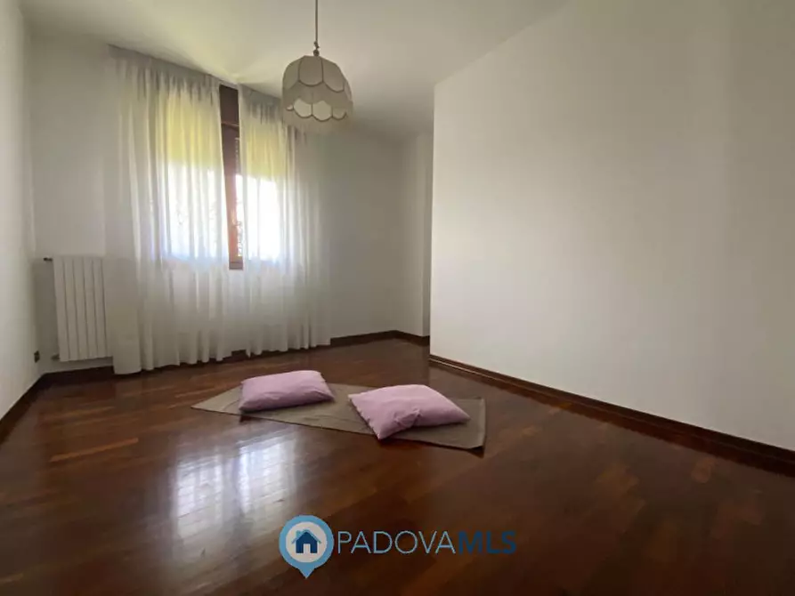 Immagine 31 di Villa in vendita  in Via Pontemanco a Due Carrare