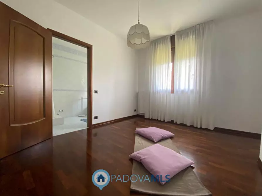 Immagine 32 di Villa in vendita  in Via Pontemanco a Due Carrare