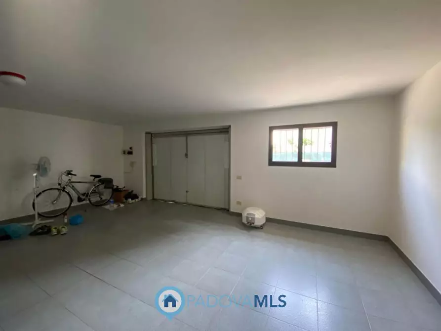 Immagine 42 di Villa in vendita  in Via Pontemanco a Due Carrare