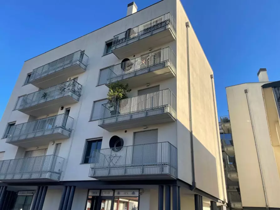 Immagine 1 di Appartamento in vendita  a Rho