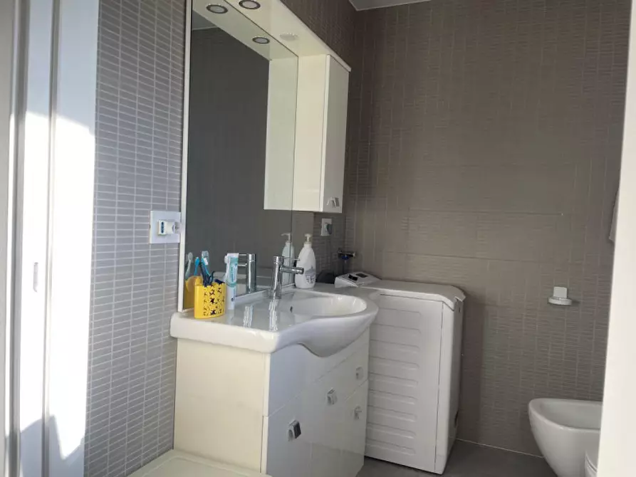 Immagine 13 di Appartamento in vendita  a Rho