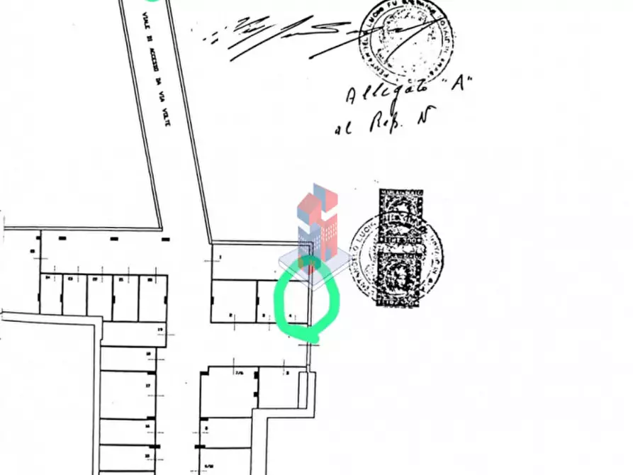 Immagine 3 di Garage in vendita  in GRAGNANO - VIA VOLTE a Gragnano