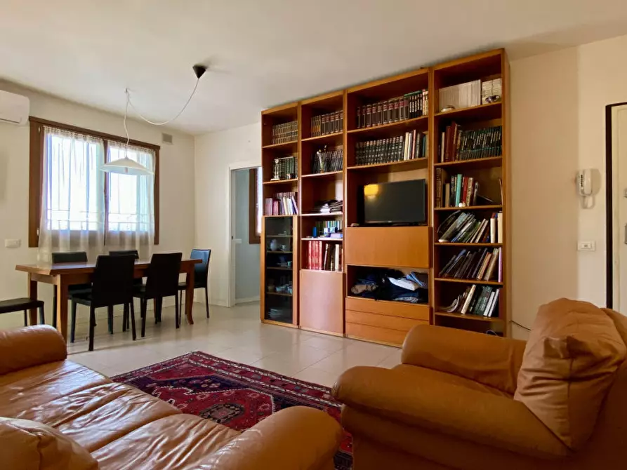 Immagine 2 di Appartamento in vendita  in Via Diviglio, 3 a Caldogno