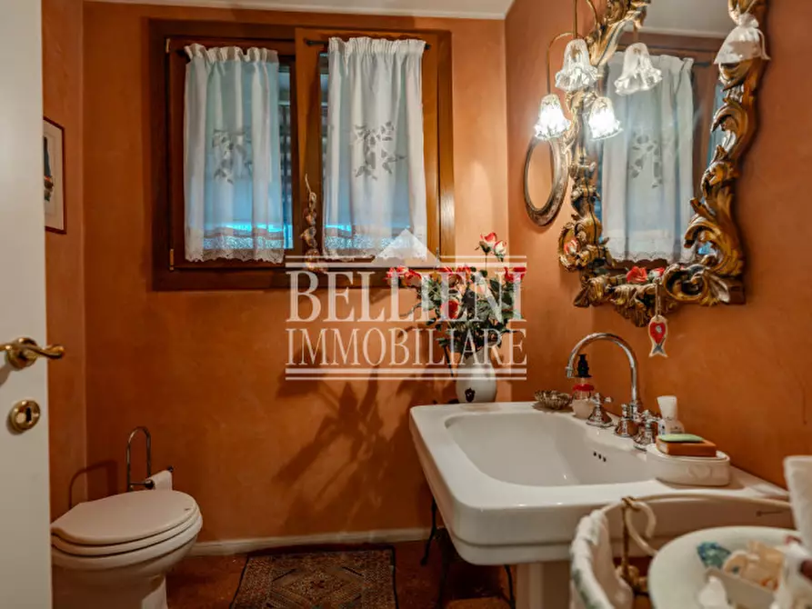 Immagine 13 di Villa in vendita  in Via Orobica a Camisano Vicentino