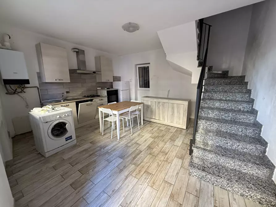 Immagine 1 di Appartamento in vendita  in Via pozzetti a Casorate Primo