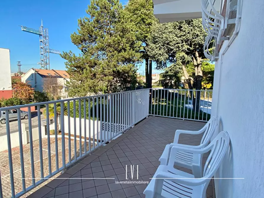 Immagine 3 di Appartamento in vendita  in via Benvenuto Cellini 12 a Jesolo