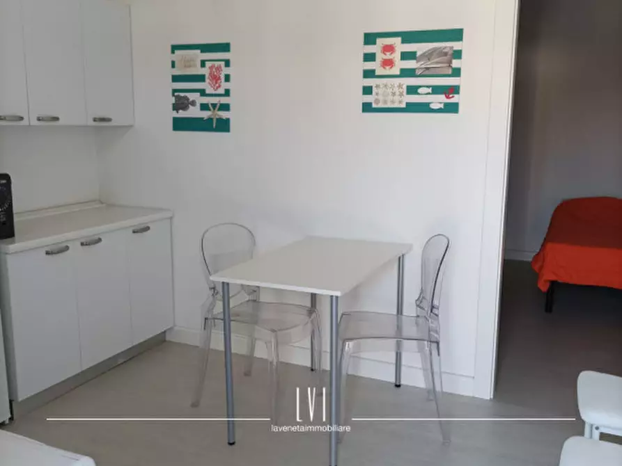 Immagine 4 di Appartamento in vendita  in via Benvenuto Cellini 12 a Jesolo