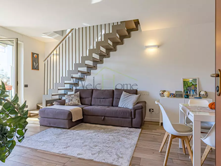 Immagine 1 di Appartamento in vendita  in Via Raffaello Sanzio a Tavernerio