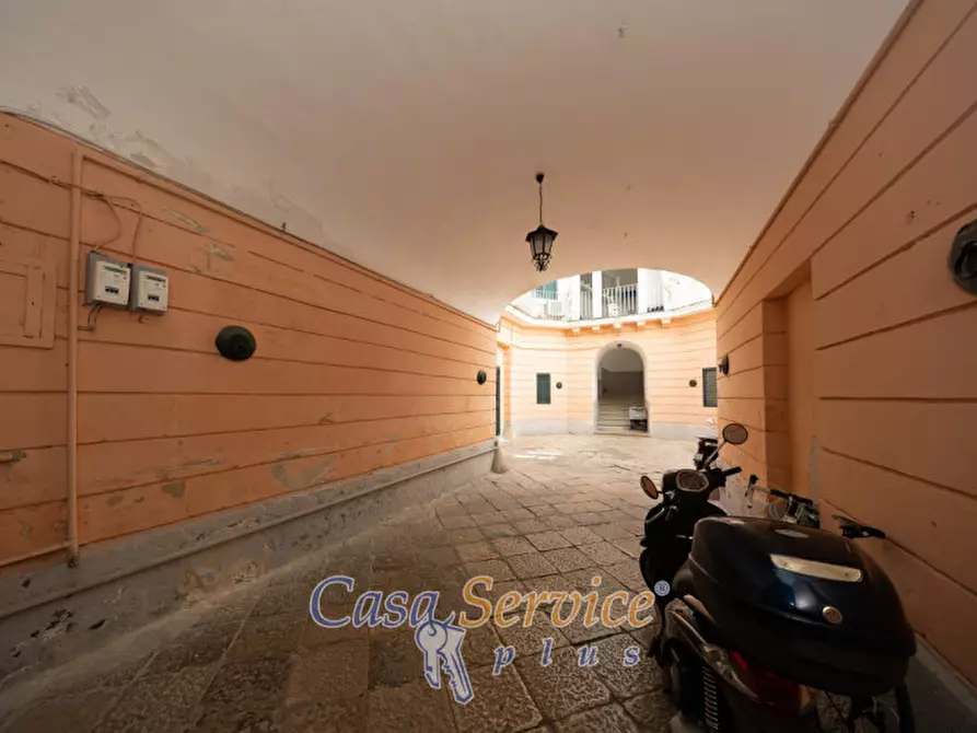 Immagine 45 di Appartamento in vendita  in Via Giuseppe Garibaldi a Gallipoli