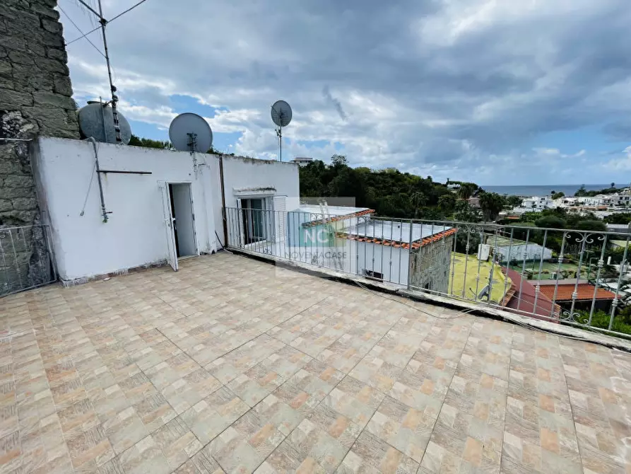 Immagine 21 di Appartamento in vendita  in Via Gaetano Morgera 160 a Forio