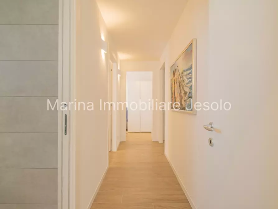 Immagine 11 di Attico in vendita  in Via Gorizia a Jesolo