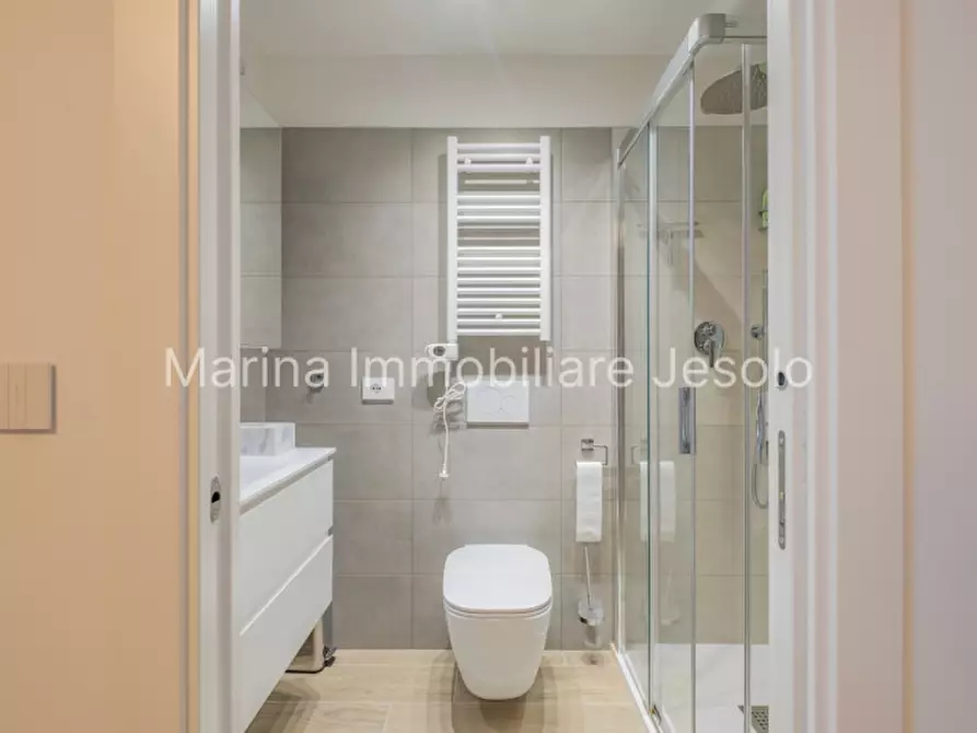 Immagine 25 di Attico in vendita  in Via Gorizia a Jesolo