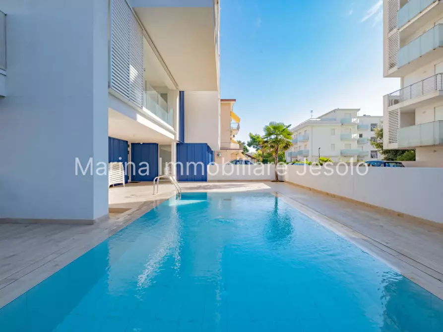 Immagine 32 di Attico in vendita  in Via Gorizia a Jesolo