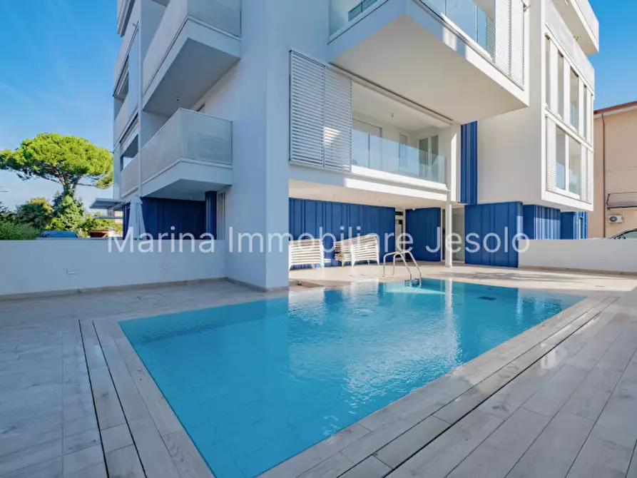 Immagine 34 di Attico in vendita  in Via Gorizia a Jesolo