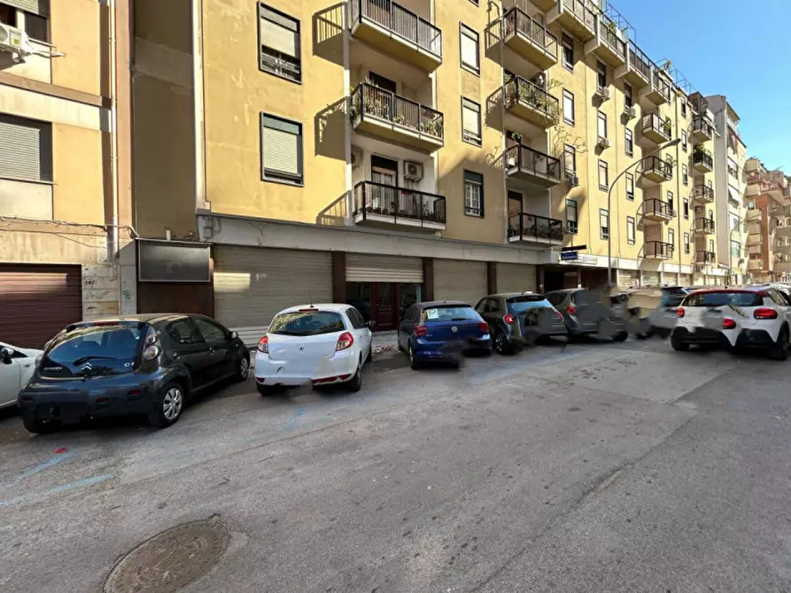 Immagine 2 di Negozio in affitto  in via generale arimondi a Palermo