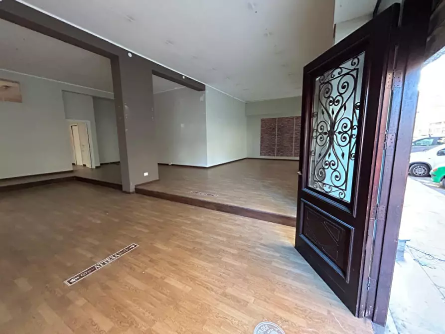 Immagine 3 di Negozio in affitto  in via generale arimondi a Palermo