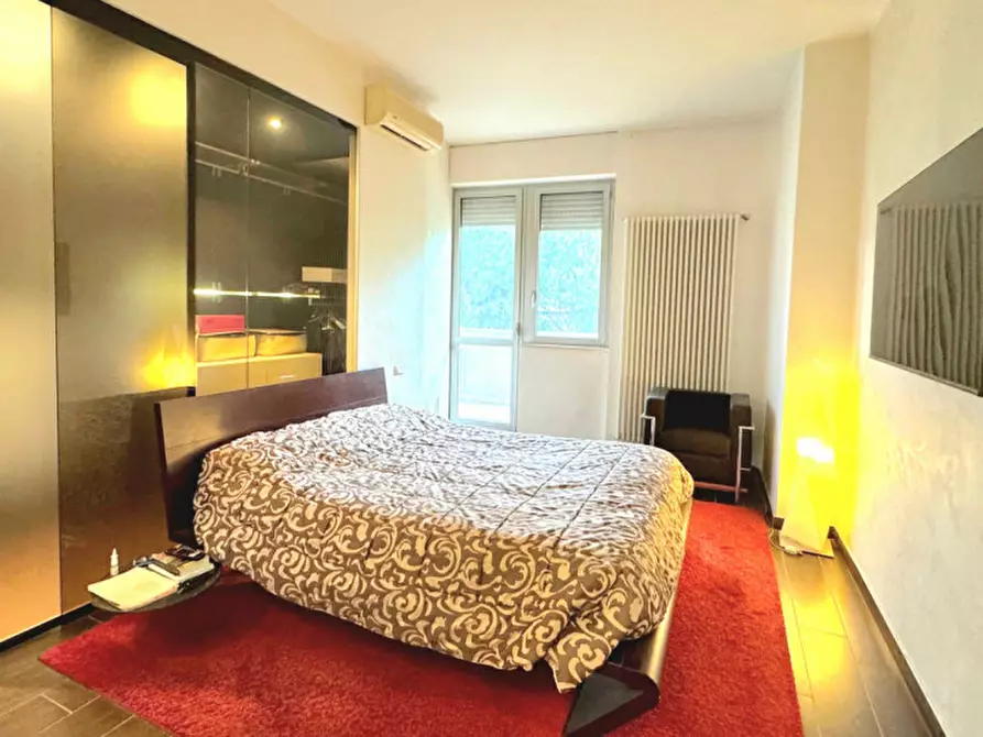 Immagine 4 di Appartamento in vendita  in Lungofiume dei Poeti a Pescara