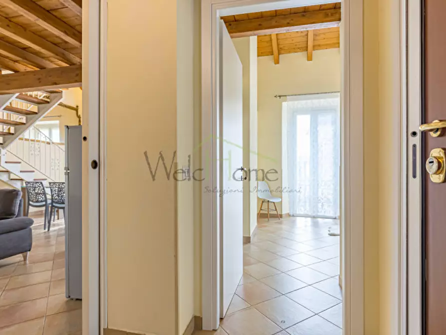 Immagine 19 di Appartamento in vendita  a Albavilla