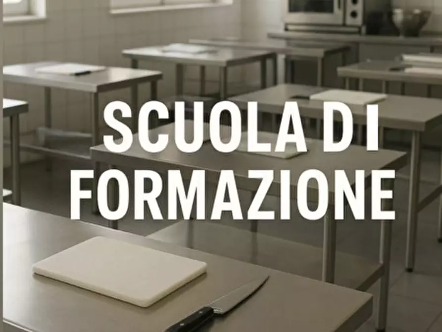 Immagine 1 di Attività commerciale in vendita  in Via sirtori 25 a Palermo