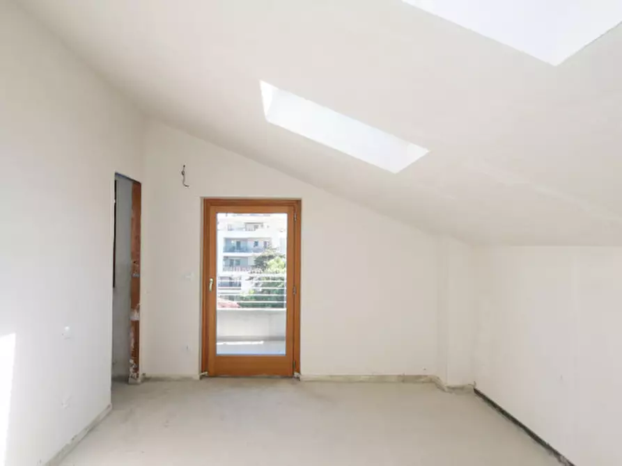 Immagine 14 di Appartamento in vendita  a Montesilvano