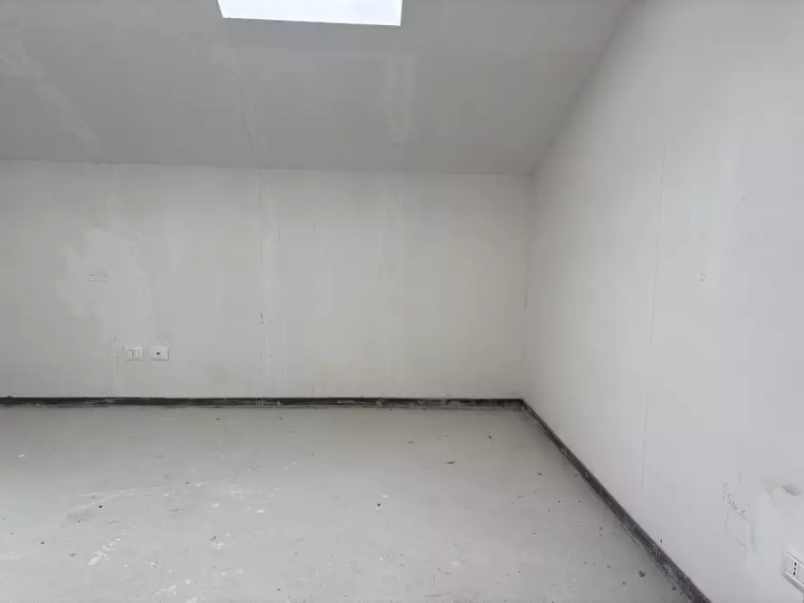 Immagine 7 di Appartamento in vendita  a Montesilvano