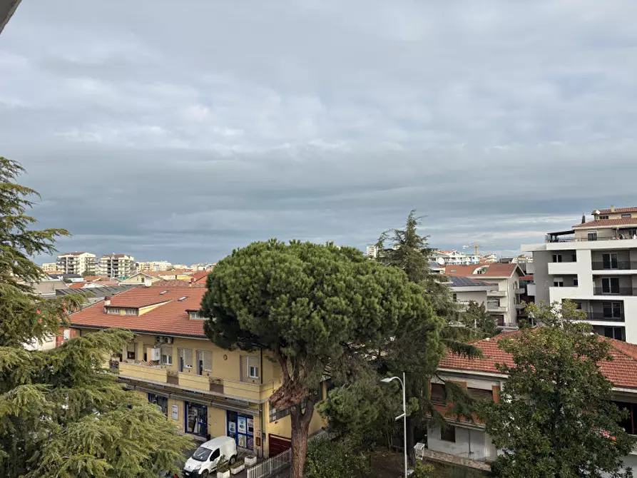 Immagine 8 di Appartamento in vendita  a Montesilvano