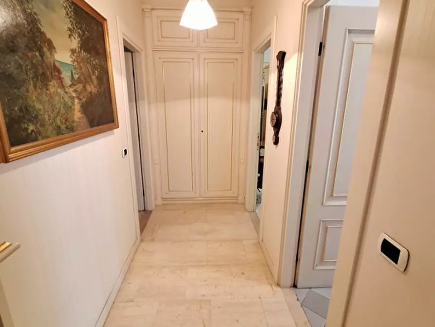 Immagine 16 di Appartamento in vendita  in via Pietro Giardini 207 a Modena