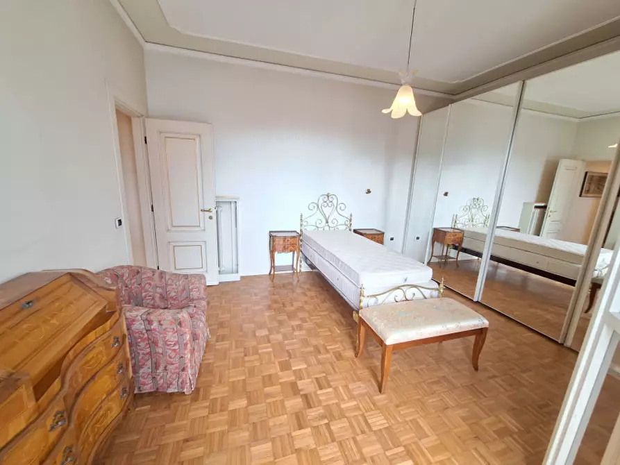 Immagine 24 di Appartamento in vendita  in via Pietro Giardini 207 a Modena