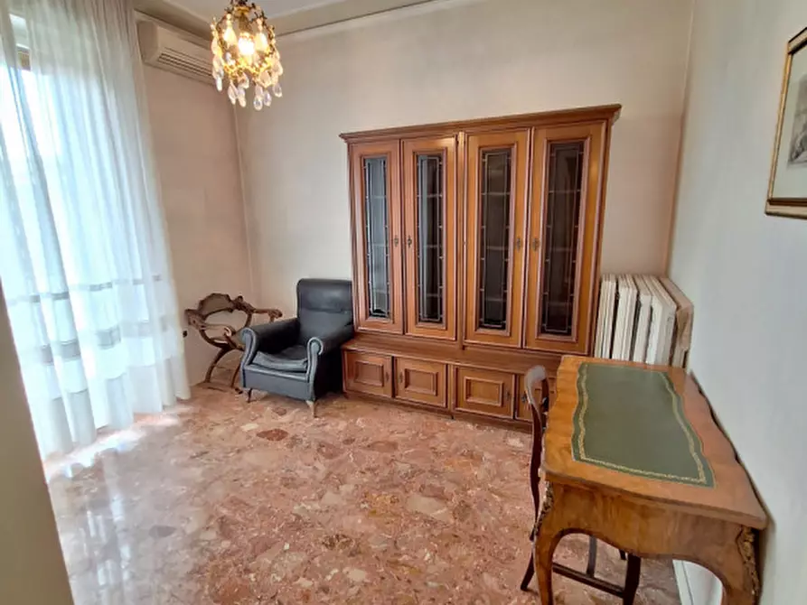 Immagine 29 di Appartamento in vendita  in via Pietro Giardini 207 a Modena