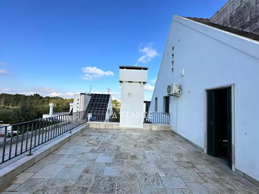 Immagine 6 di Villa in vendita  in Via Massafra 1 a Martina Franca