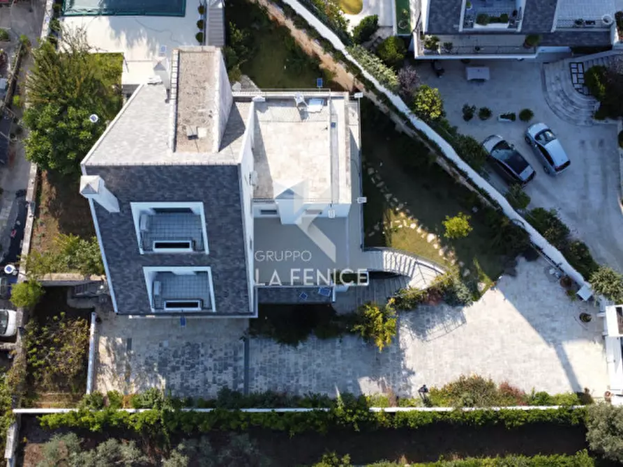 Immagine 7 di Villa in vendita  in Via Massafra 1 a Martina Franca