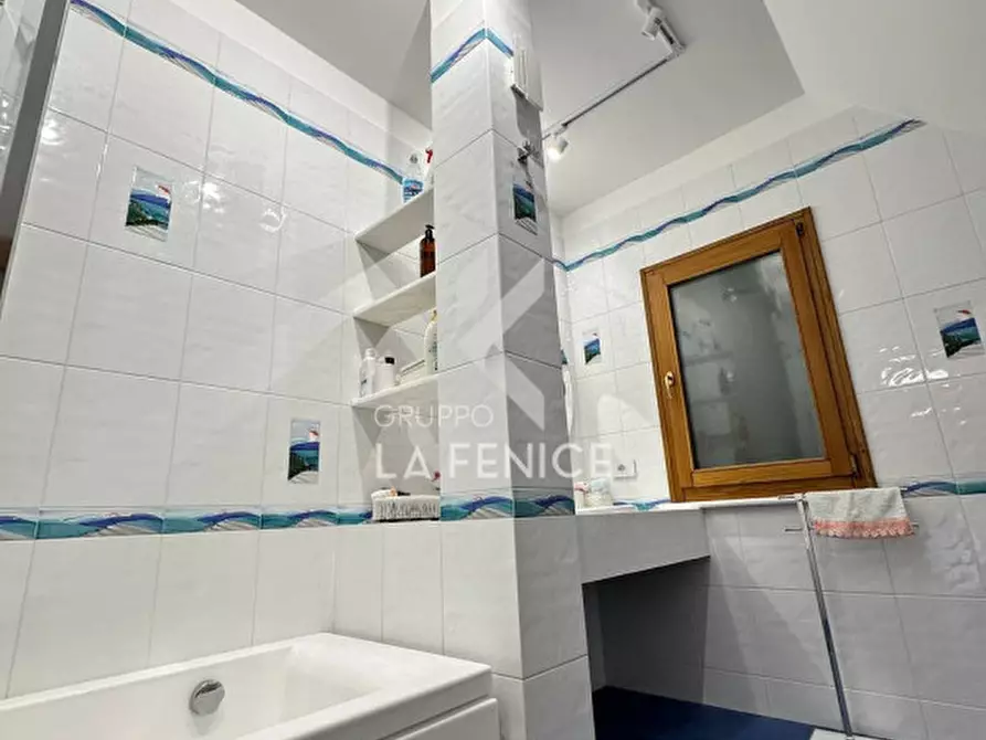 Immagine 44 di Villa in vendita  in Via Massafra 1 a Martina Franca