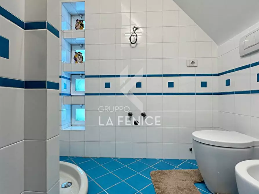 Immagine 52 di Villa in vendita  in Via Massafra 1 a Martina Franca