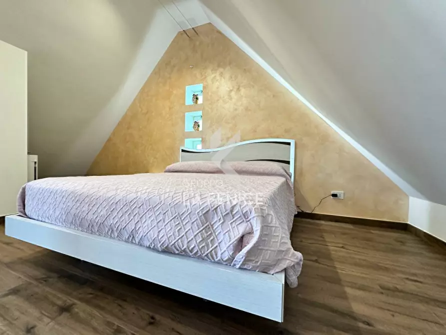 Immagine 54 di Villa in vendita  in Via Massafra 1 a Martina Franca