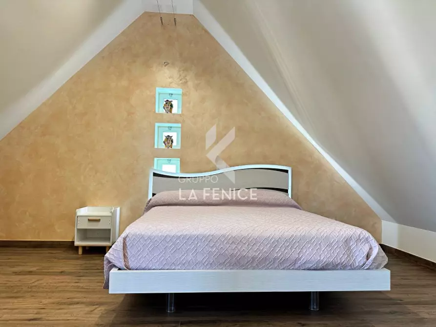 Immagine 57 di Villa in vendita  in Via Massafra 1 a Martina Franca