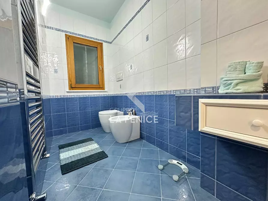 Immagine 65 di Villa in vendita  in Via Massafra 1 a Martina Franca