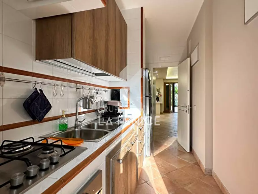 Immagine 81 di Villa in vendita  in Via Massafra 1 a Martina Franca