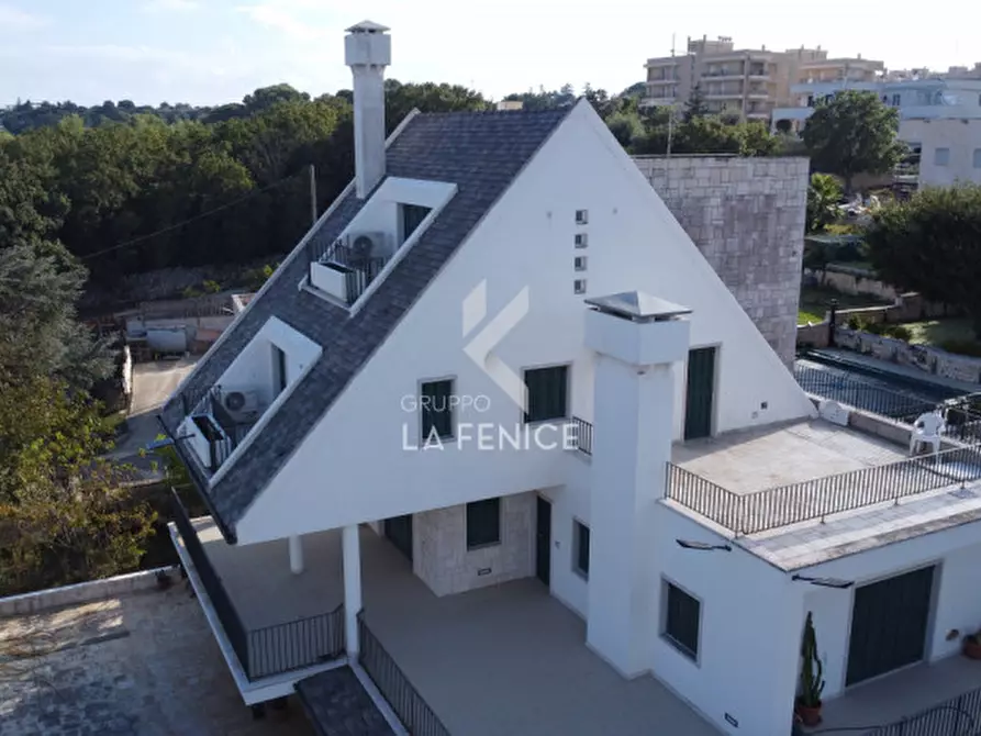 Immagine 98 di Villa in vendita  in Via Massafra 1 a Martina Franca