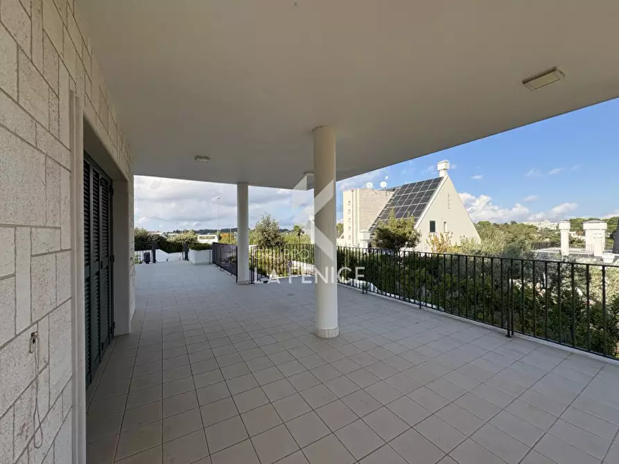 Immagine 100 di Villa in vendita  in Via Massafra 1 a Martina Franca