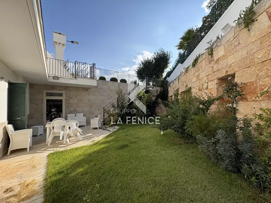 Immagine 106 di Villa in vendita  in Via Massafra 1 a Martina Franca